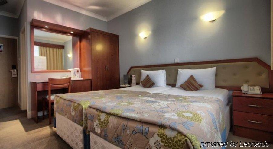 St Georgio Hostel Ilford Bagian luar foto