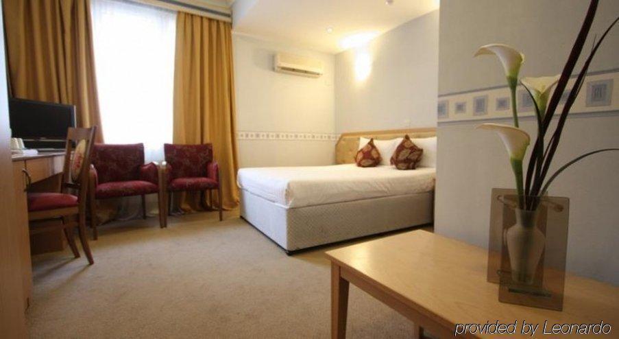 St Georgio Hostel Ilford Bagian luar foto