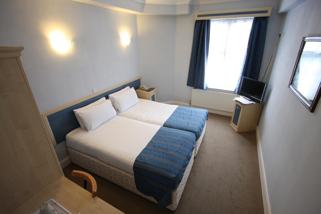 St Georgio Hostel Ilford Bagian luar foto